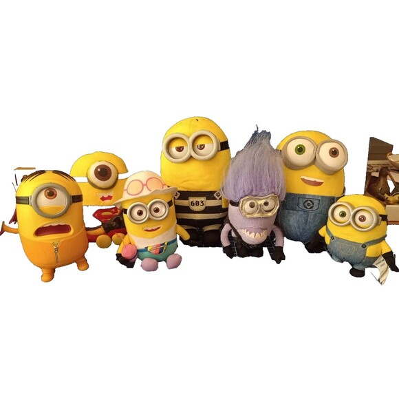 Lot Of 7 The Minions Toys Purple Zipped Clip 2 Yellow Have Sound TESTED WORKS - Picture 1 of 3